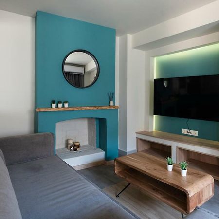 Groundfloor 2Br Apt With Smallyard Near The Heart Of Kalamata Dış mekan fotoğraf