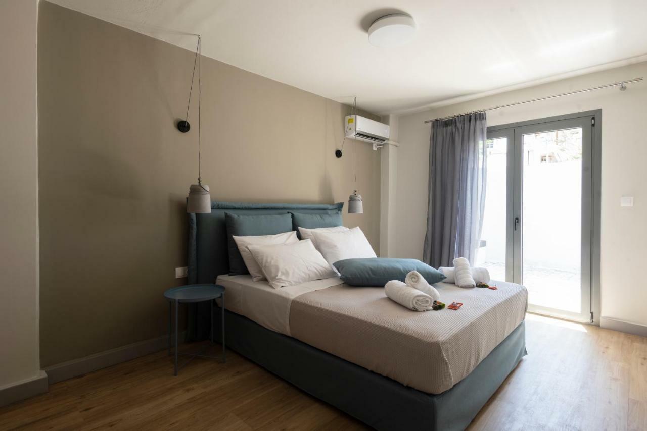 Groundfloor 2Br Apt With Smallyard Near The Heart Of Kalamata Dış mekan fotoğraf